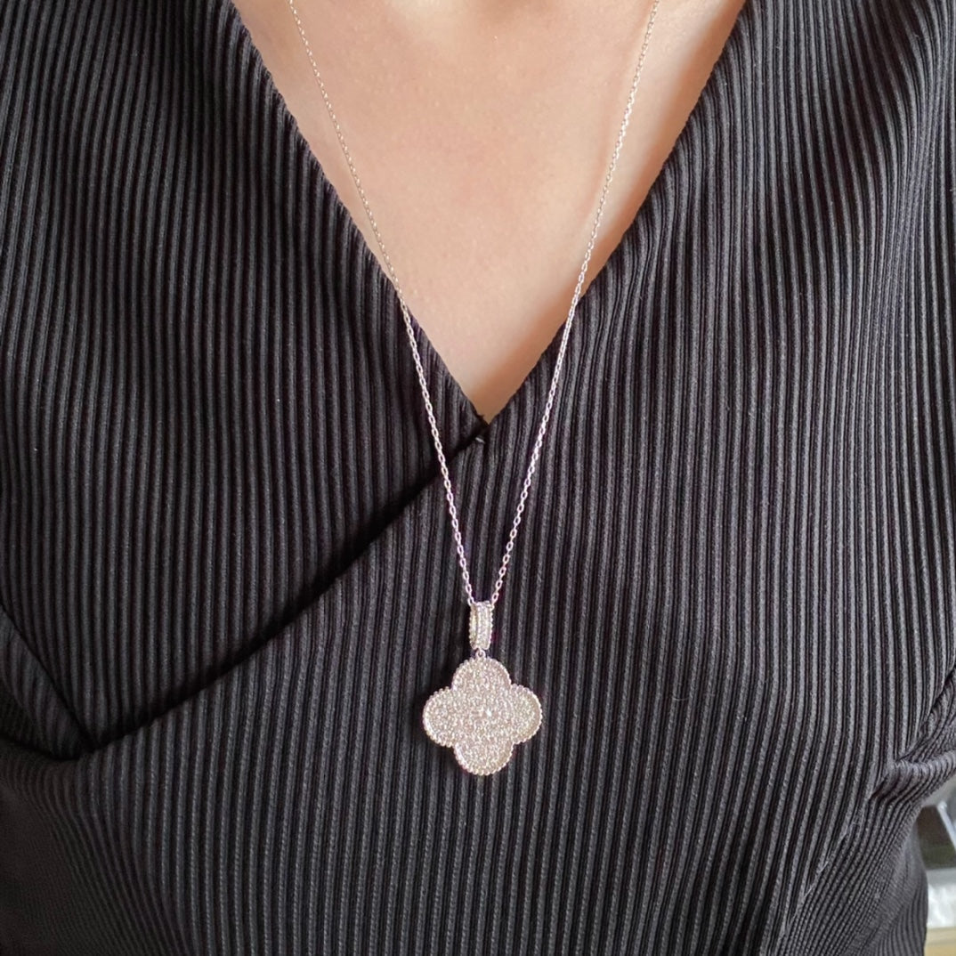 [⭐Maelin]CLOVER 25MM LARGE PEDANT DIAMOND PAVED LONG NECKLACE