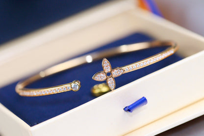 [⭐Maelin]IDYLLE PINK GOLD OPEN BRACELET DIAMOND PAVED