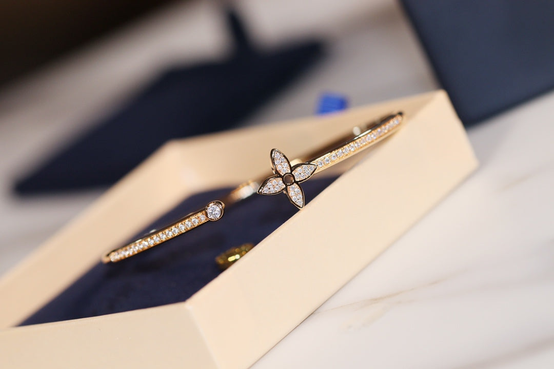 [⭐Maelin]IDYLLE GOLD OPEN BRACELET DIAMOND PAVED