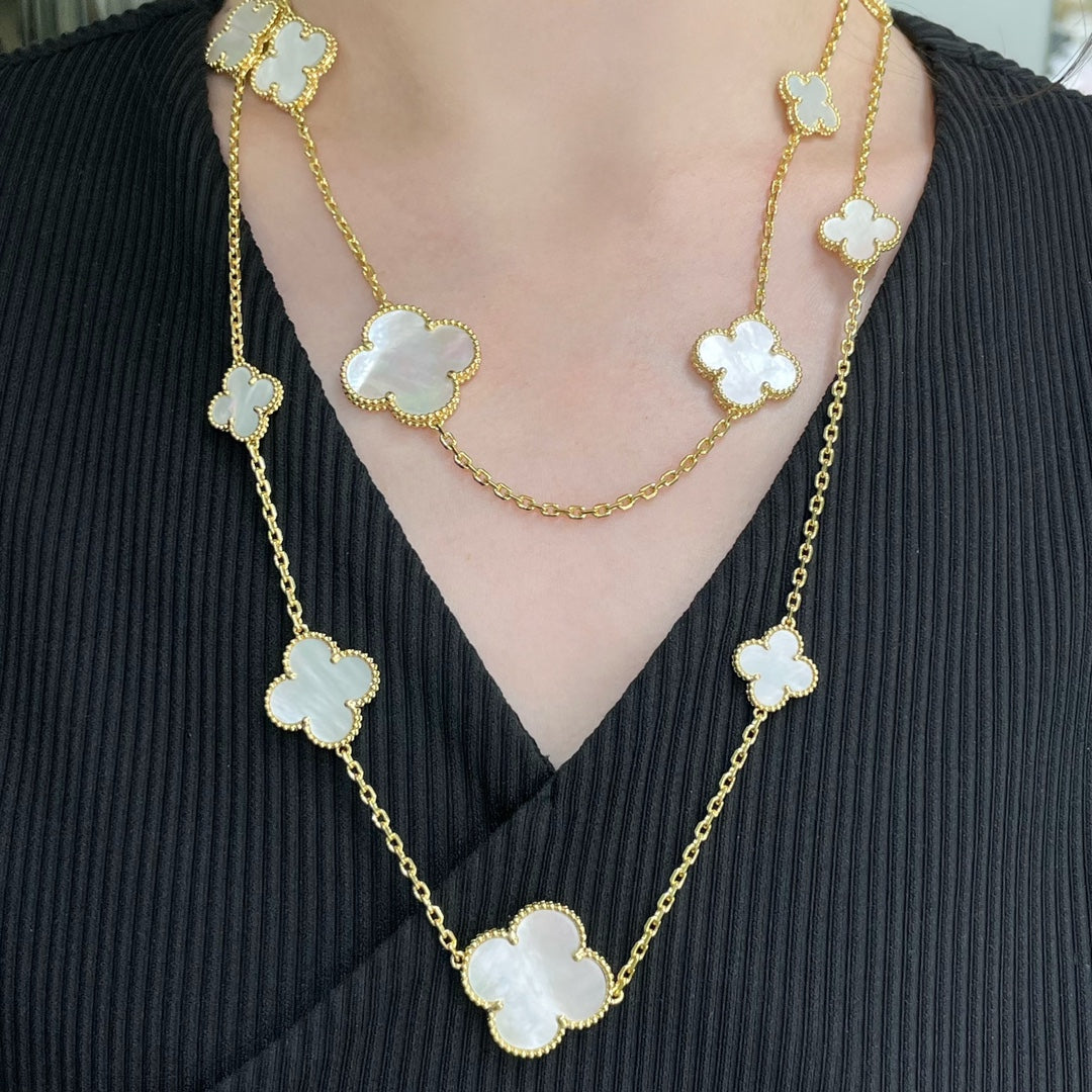 [⭐Maelin]CLOVER 16 MOTIF WHITE MOP GOLD NECKLACE