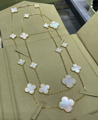 [⭐Maelin]CLOVER 16 MOTIF WHITE MOP GOLD NECKLACE