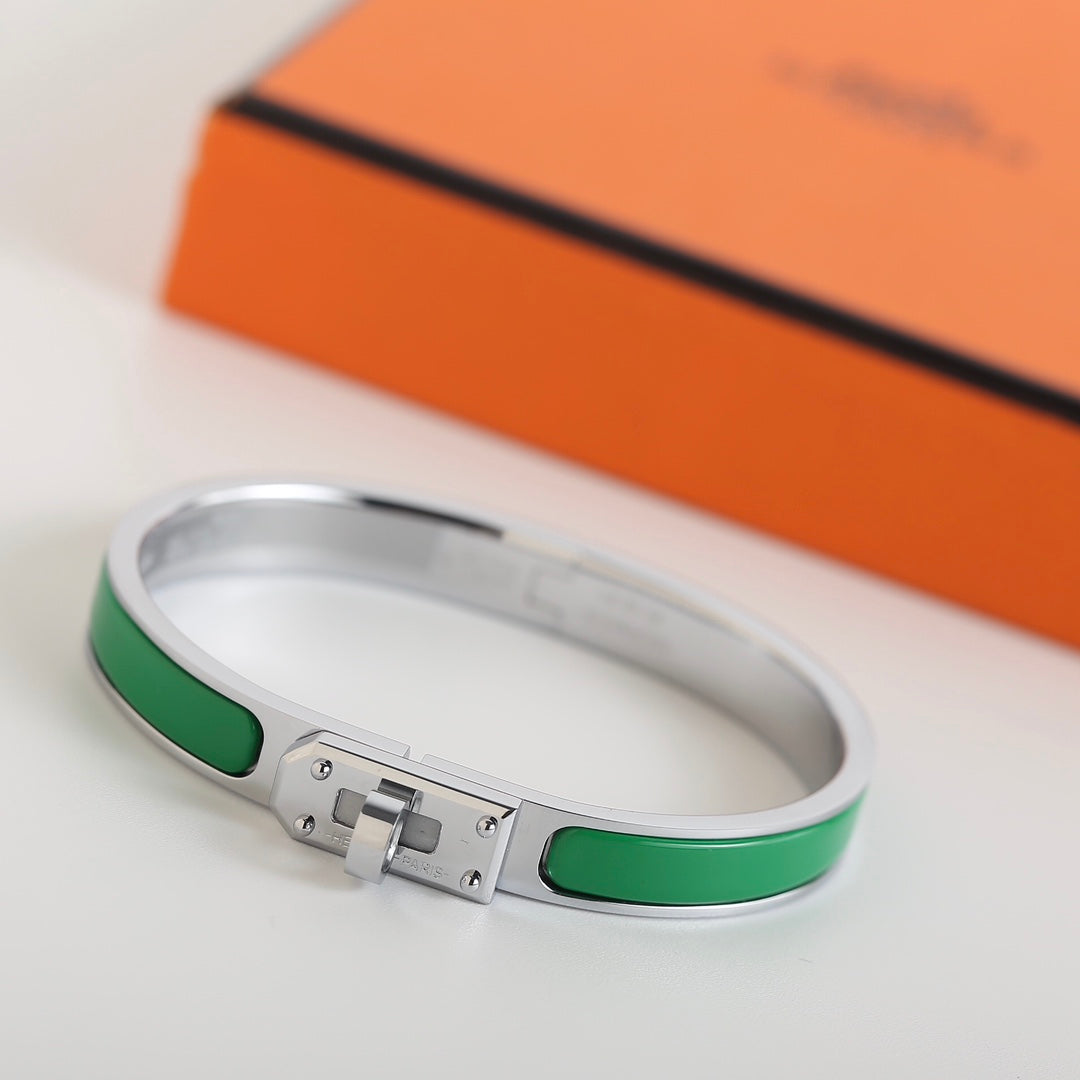 [⭐Maelin]HM KELLY GREEN BRACELET
