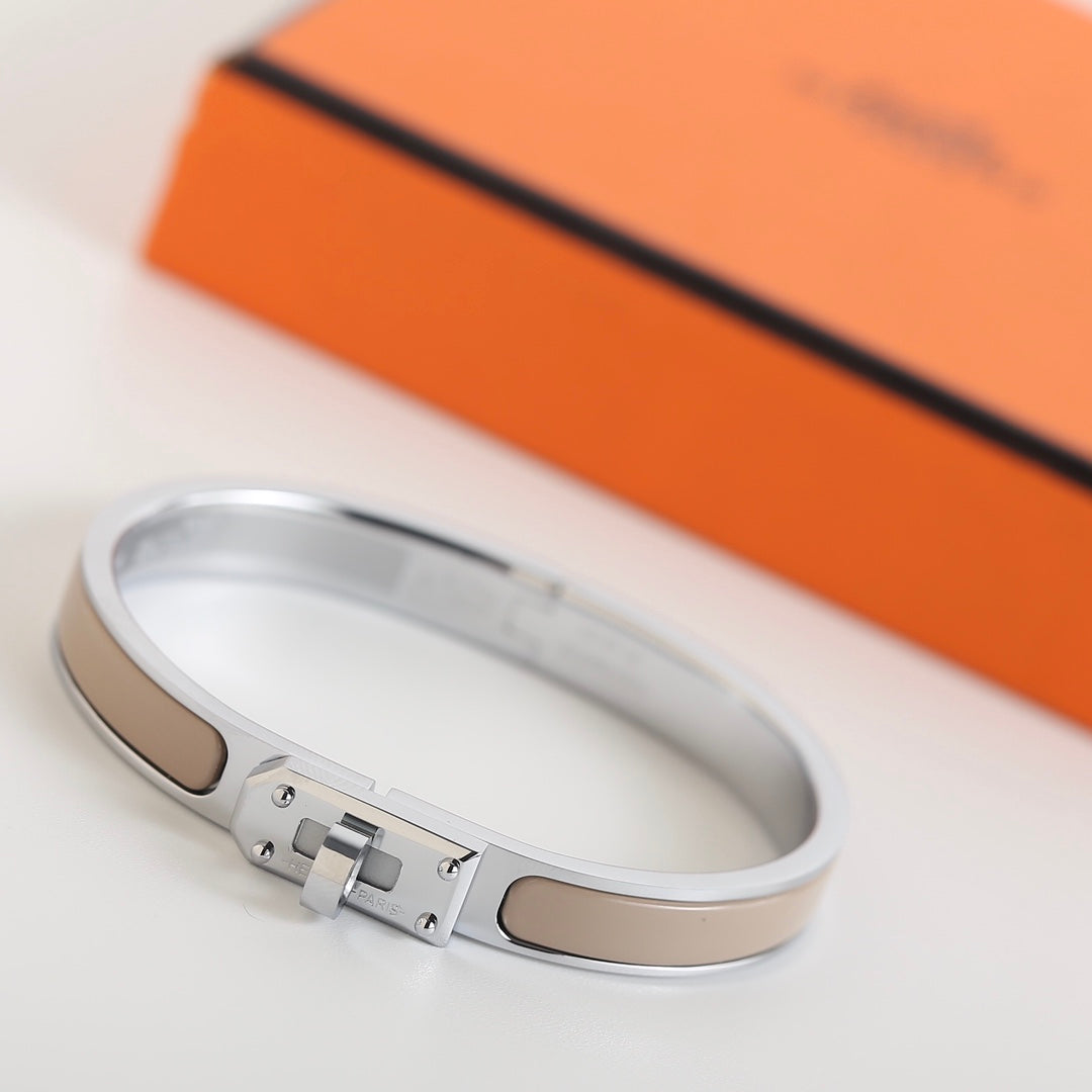 [⭐Maelin]HM KELLY GREY BRACELET
