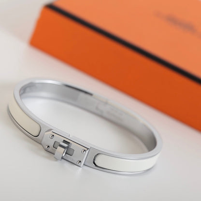 [⭐Maelin]HM KELLY WHITE BRACELET