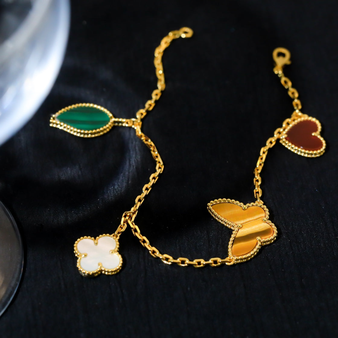 [⭐Maelin]LUCKY SPRING 5 MOTIF GOLD BRACELET