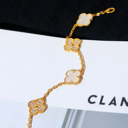[⭐Maelin]CLOVER WHITE PEARL MOP 5 MOTIF BRACELET COLLECTION