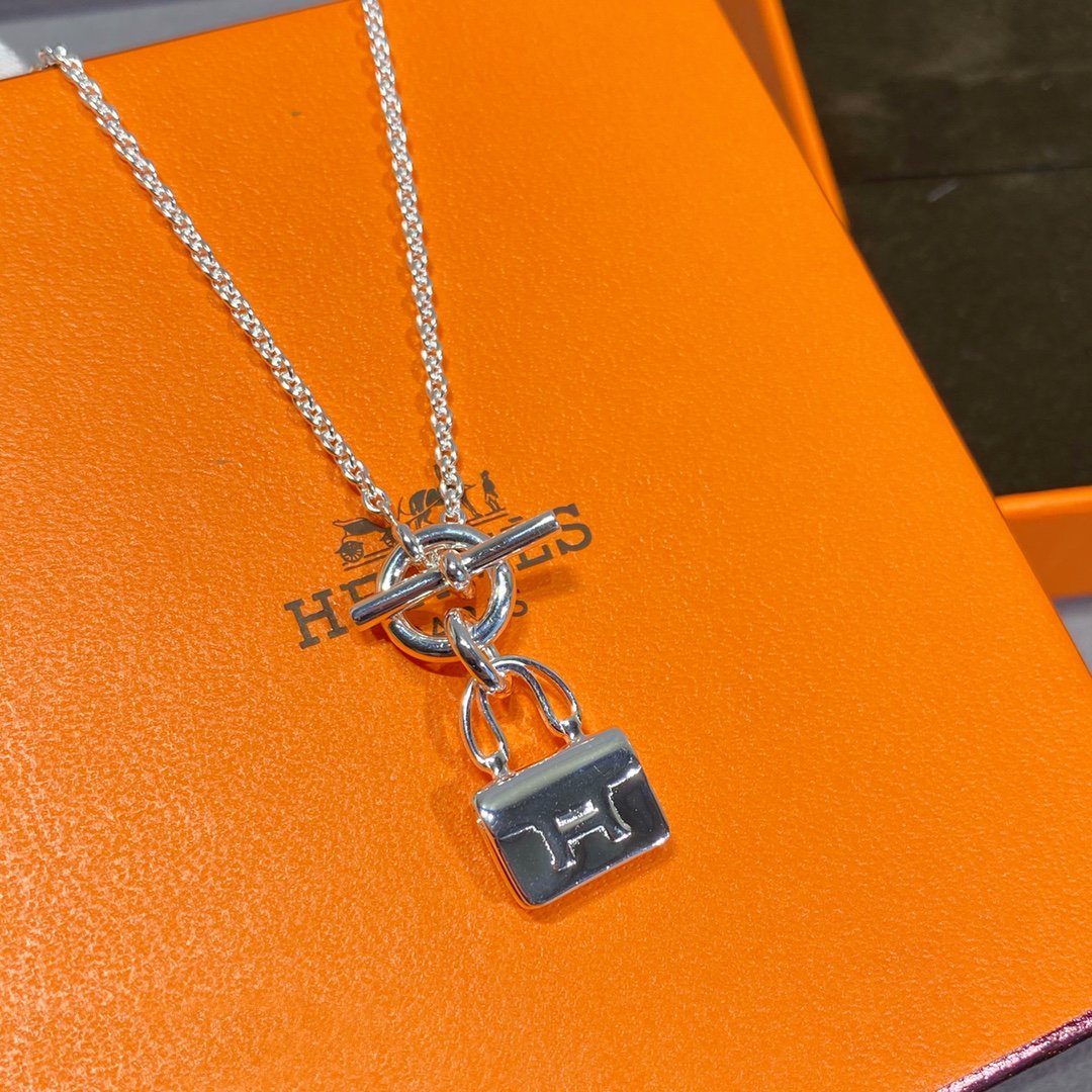 [⭐Maelin]CONSTANCE PEDANT SILVER NECKLACE