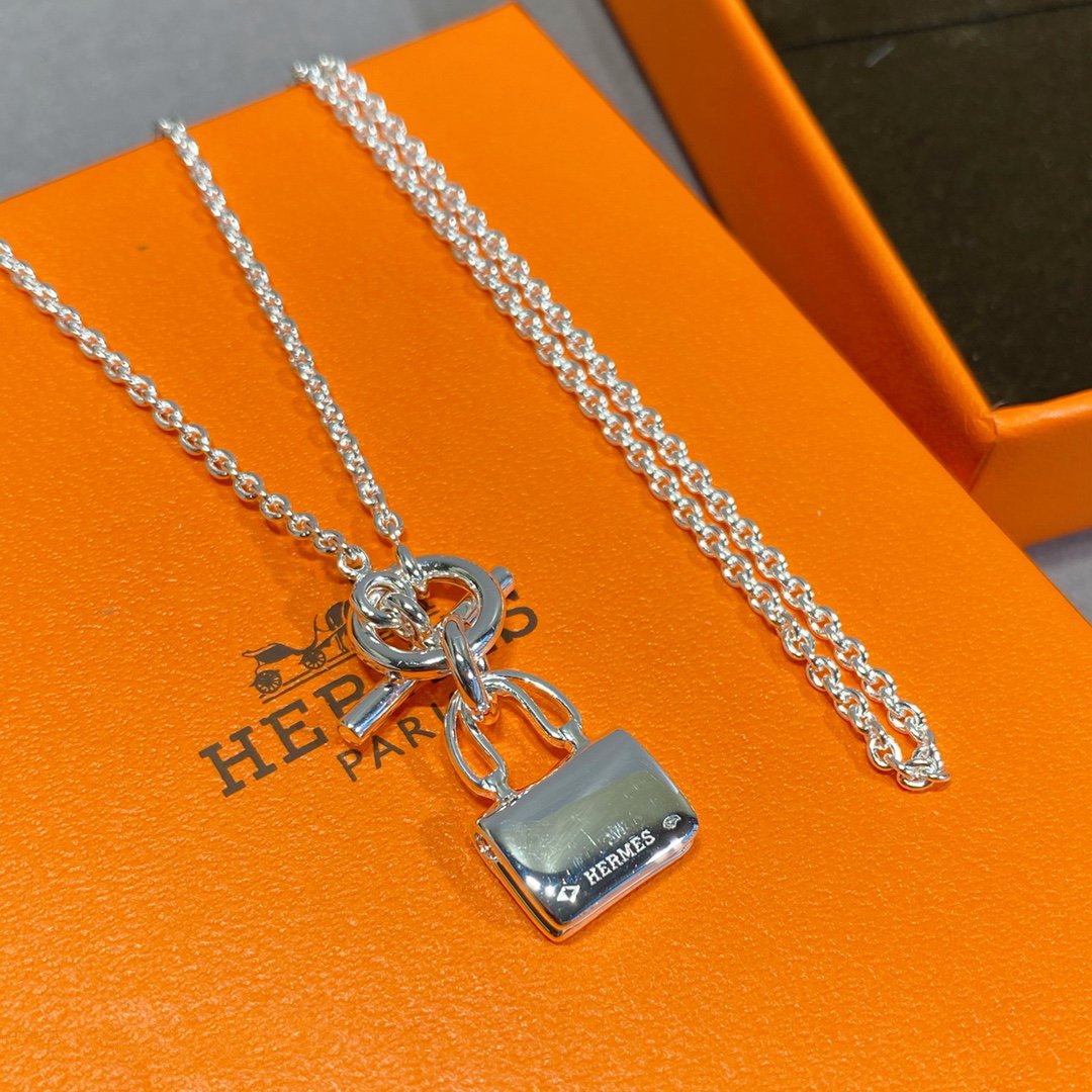 [⭐Maelin]CONSTANCE PEDANT SILVER NECKLACE