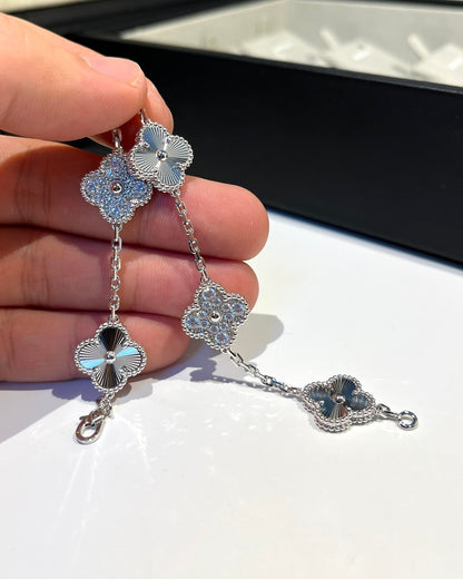 [⭐Maelin] CLOVER 5 MOTIF LASER BRACELET COLLECTION