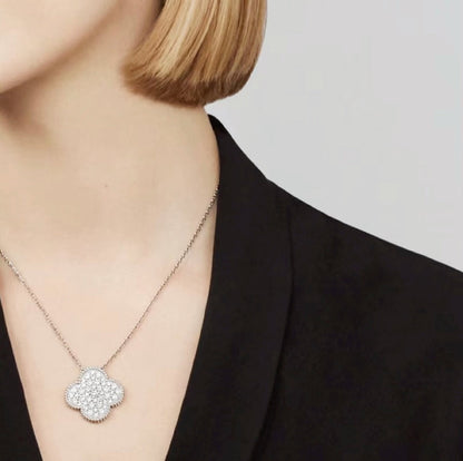 [⭐Maelin]CLOVER 25MM LARGE PENDANT DIAMOND PAVED SILVER NECKLACE