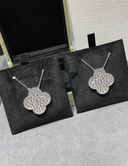 [⭐Maelin]CLOVER 25MM LARGE PENDANT DIAMOND PAVED SILVER NECKLACE