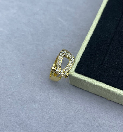 [⭐Maelin]Wide Hoof-Shaped Diamond-Studded Ring