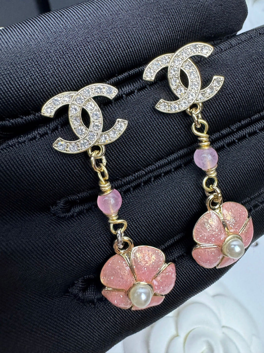 [⭐Maelin]26C Pink Camellia Enamel Pendant with Double C Earrings