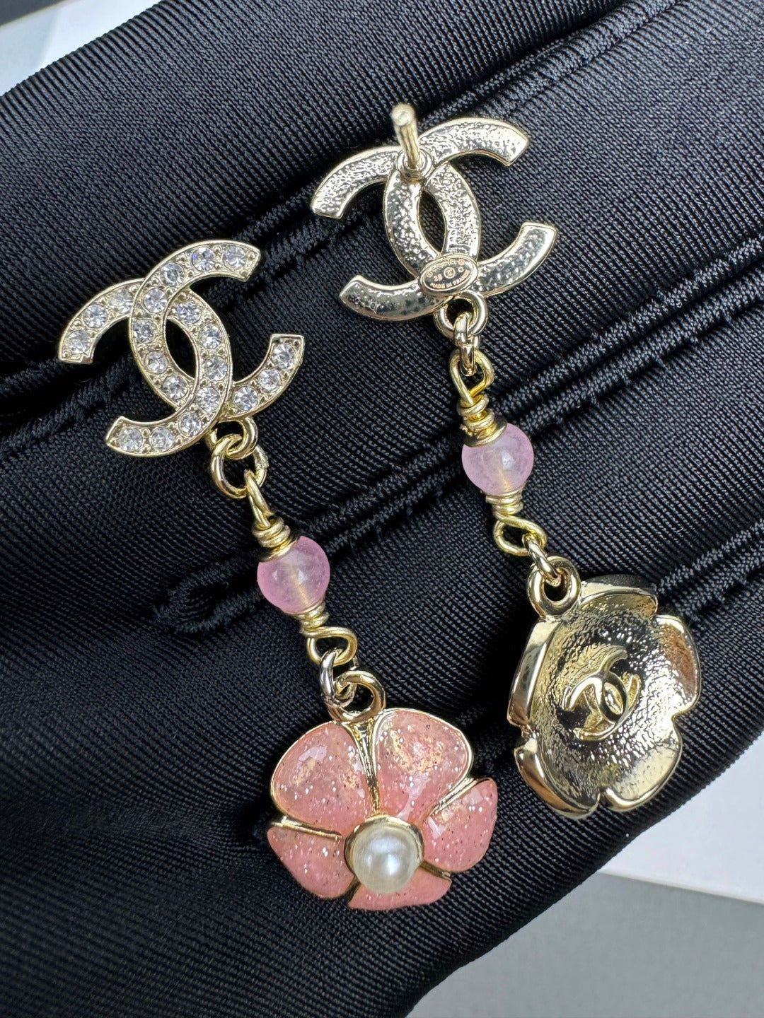 [⭐Maelin]26C Pink Camellia Enamel Pendant with Double C Earrings