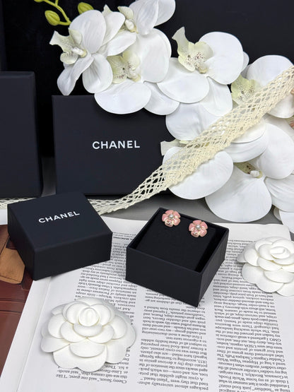 [⭐Maelin]26C Pink Camellia Pearl Enamel Stud Earrings