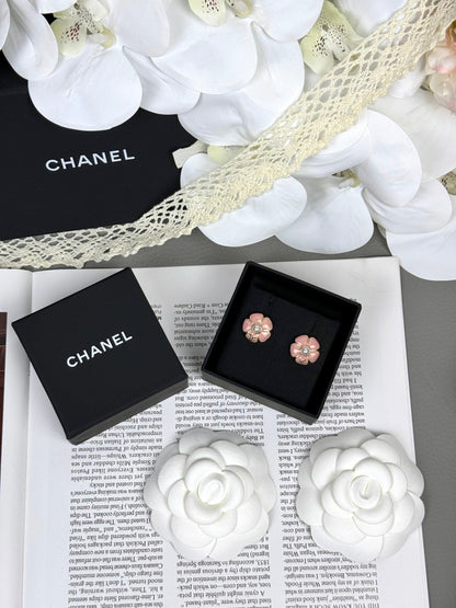 [⭐Maelin]26C Pink Camellia Pearl Enamel Stud Earrings