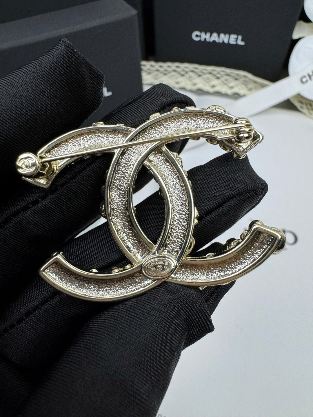 [⭐Maelin]26C Pink-White Enamel Ice Cream Cone Double C Brooch