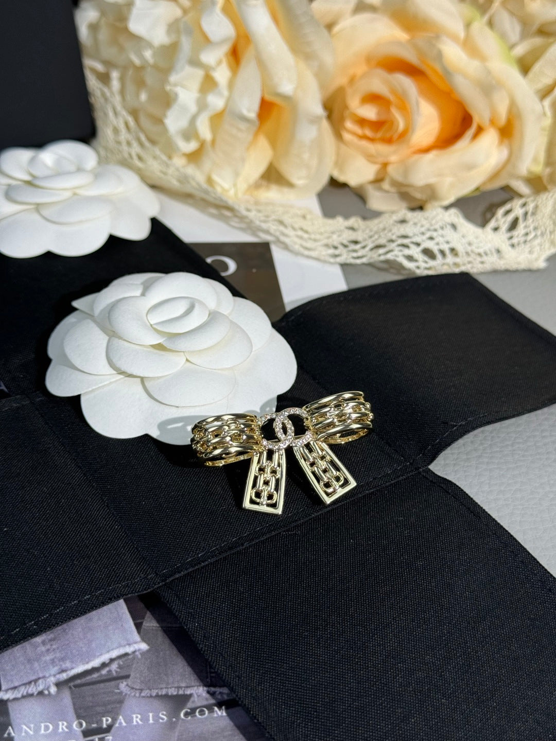 [⭐Maelin]25K Hollow Bow Brooch