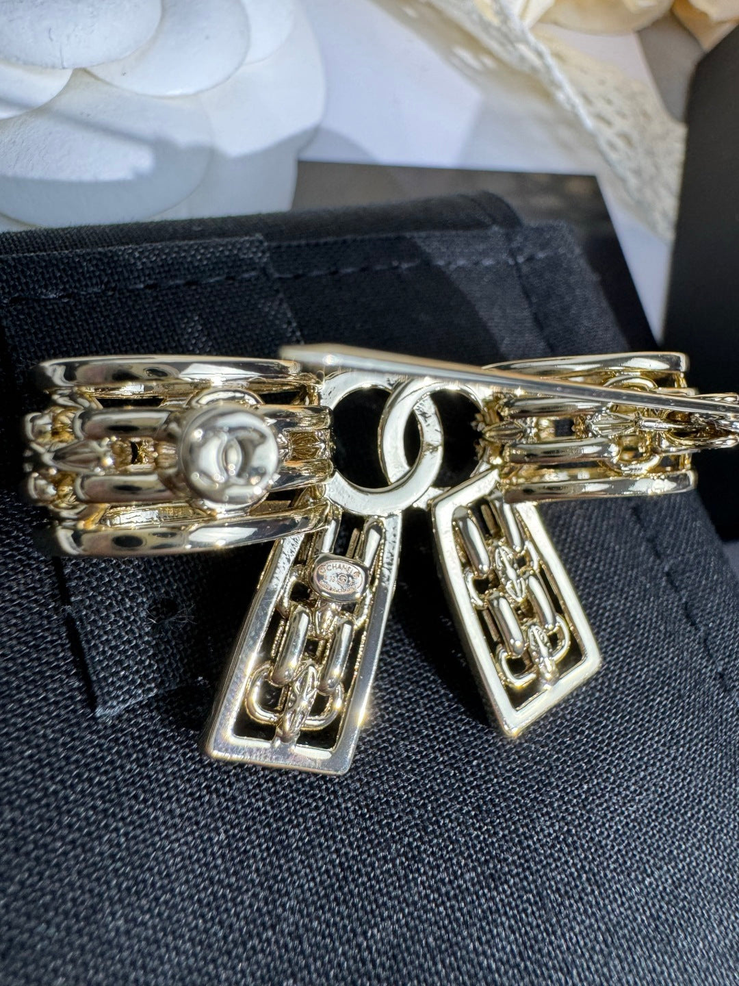 [⭐Maelin]25K Hollow Bow Brooch