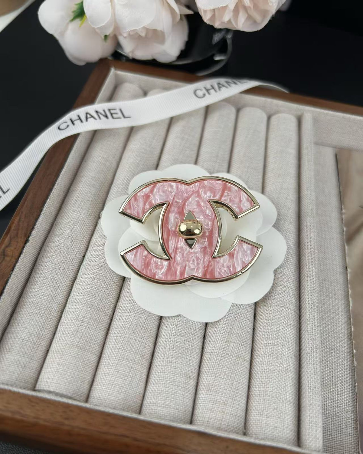 [⭐Maelin]Pink Resin Classic Brooch 5cm