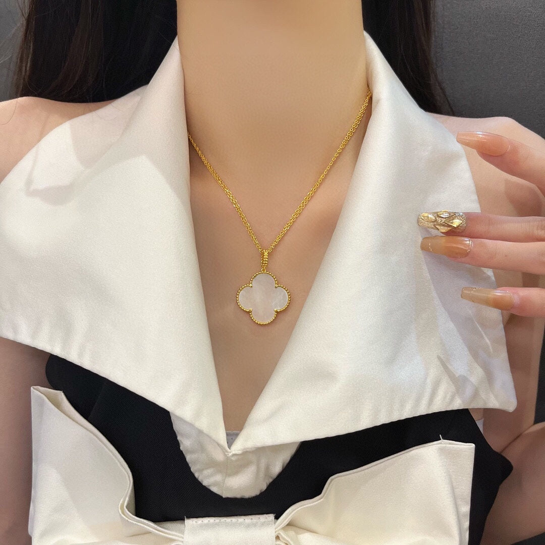 [⭐Maelin]CLOVER 25MM MOP LARGE PENDANT NECKLACE