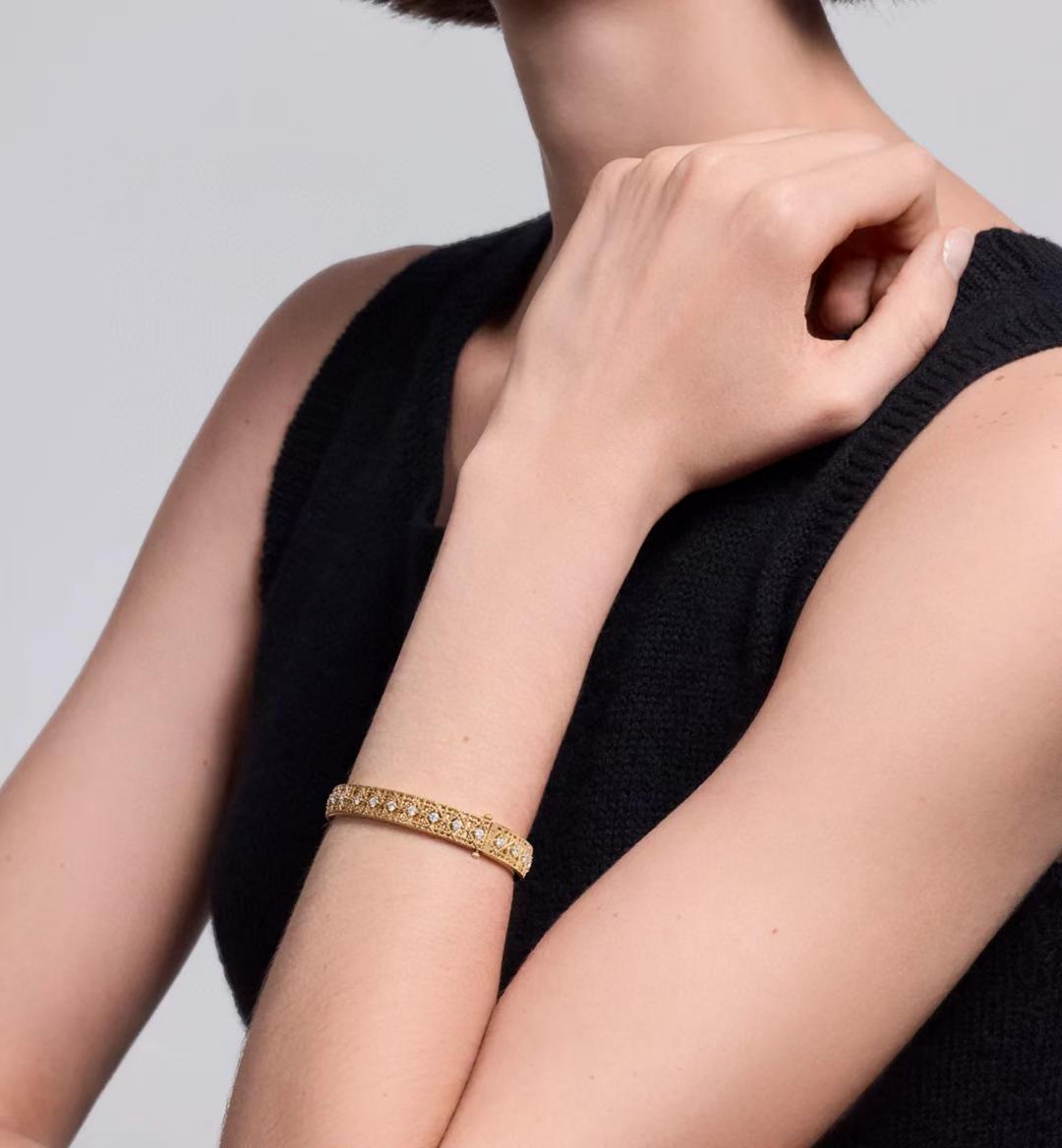 [⭐Maelin]2026 WOVEN-PATTERN BRACELET SET WITH FULL DIAMOND INLAY THREE-COLORS