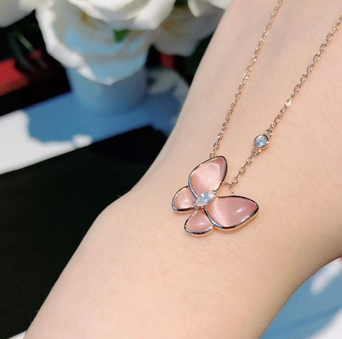 [⭐Maelin]BUTTERFLY PINK MOTHER-OF-PEARL DIAMOND NECKLACE