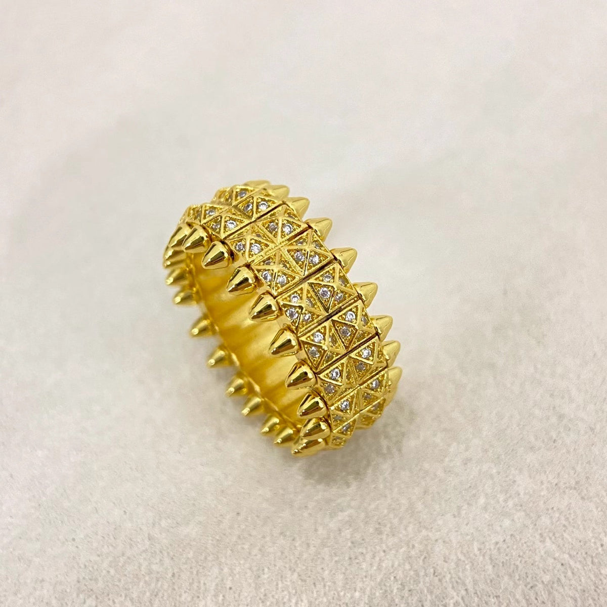 [⭐Maelin]CLASH DOUBLE-ROW RIVET RING WITH DIAMOND SETTING
