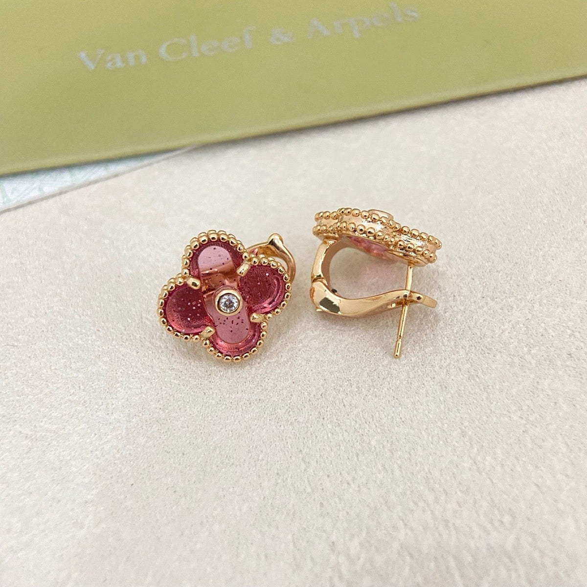 [⭐Maelin]2026 NEW  CLOVER 1 MOTIFPINK ENAMEL STUD EARRINGS WITH DIAMONDS2