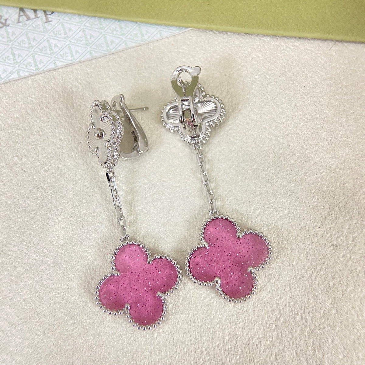 [⭐Maelin]2026 NEW CLOVER 2 MOTIF  BUBBLE PINK ENAMEL
