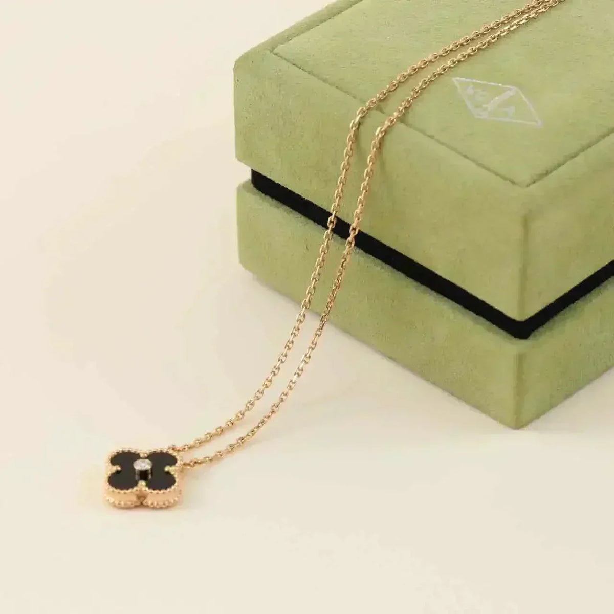 [⭐Maelin]CLOVER 15MM DIAMOND ONYX NECKLACE
