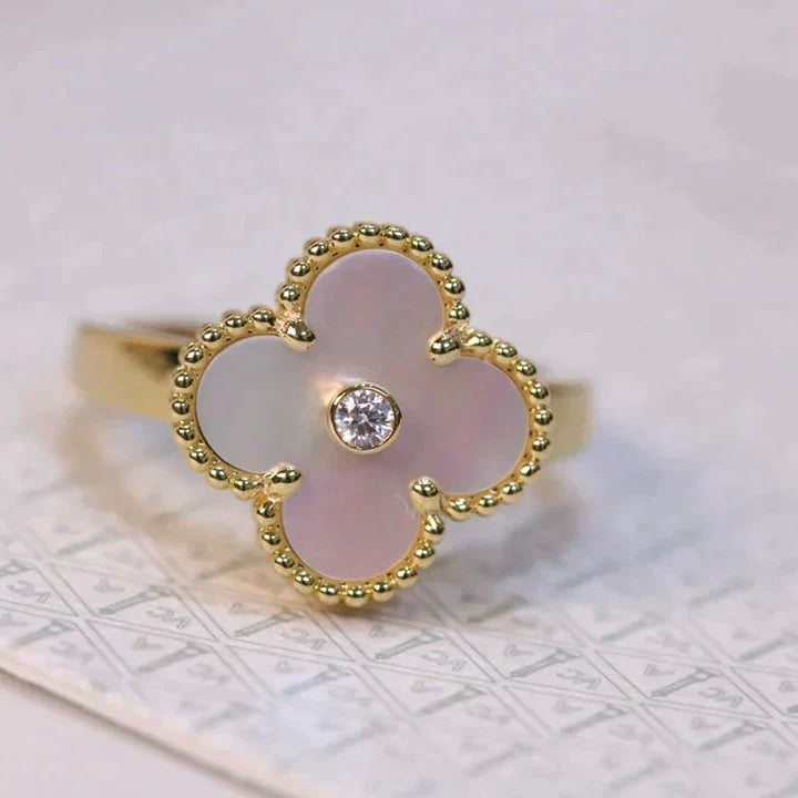 [⭐Maelin]CLOVER PINK MOP RING GOLD DIAMOND