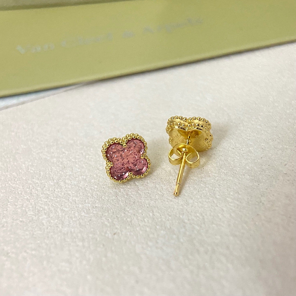 [⭐Maelin]2026 NEW MINI CLOVER 1 MOTIF  BUBBLE PINK ENAMEL