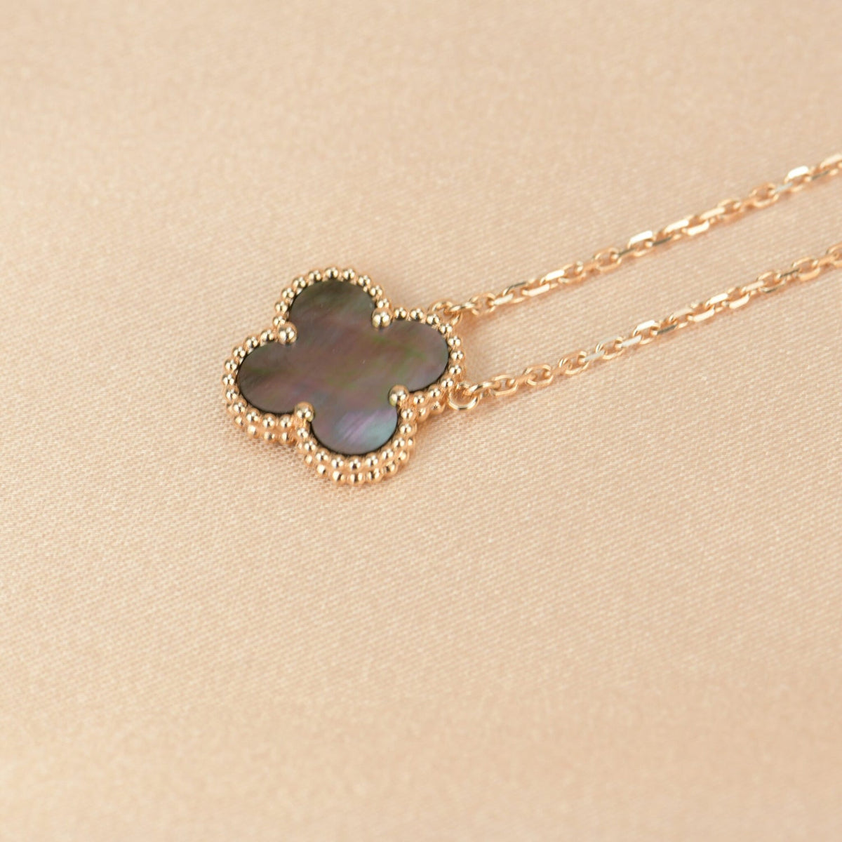 [⭐Maelin]CLOVER 15MM  GRAY MOTHER OF PEARL NECKLACE
