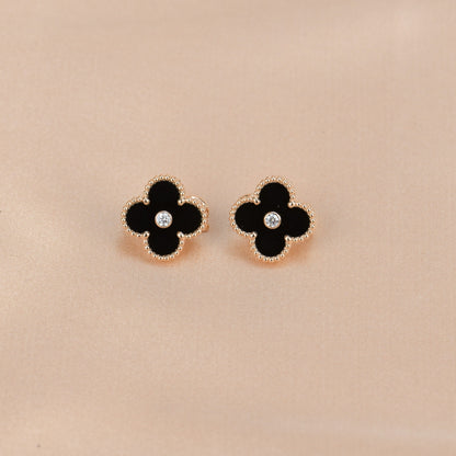 [⭐Maelin]CLOVER MEDIUM 1 MOTIFS ONYX DIAMOND EARRINGS