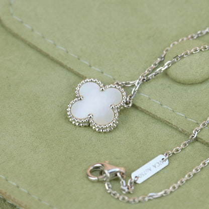 [⭐Maelin]CLOVER  15MM WHITE MOTHER-OF-PEARL SILVER