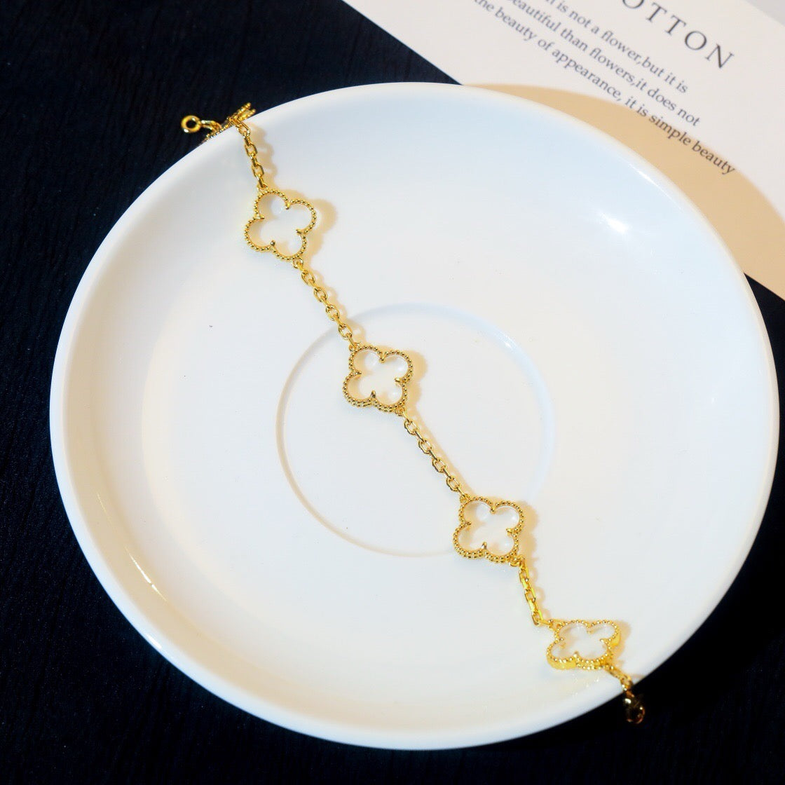 [⭐Maelin]CLOVER 5 MOTIF ROCK CRYSTAL BRACELET