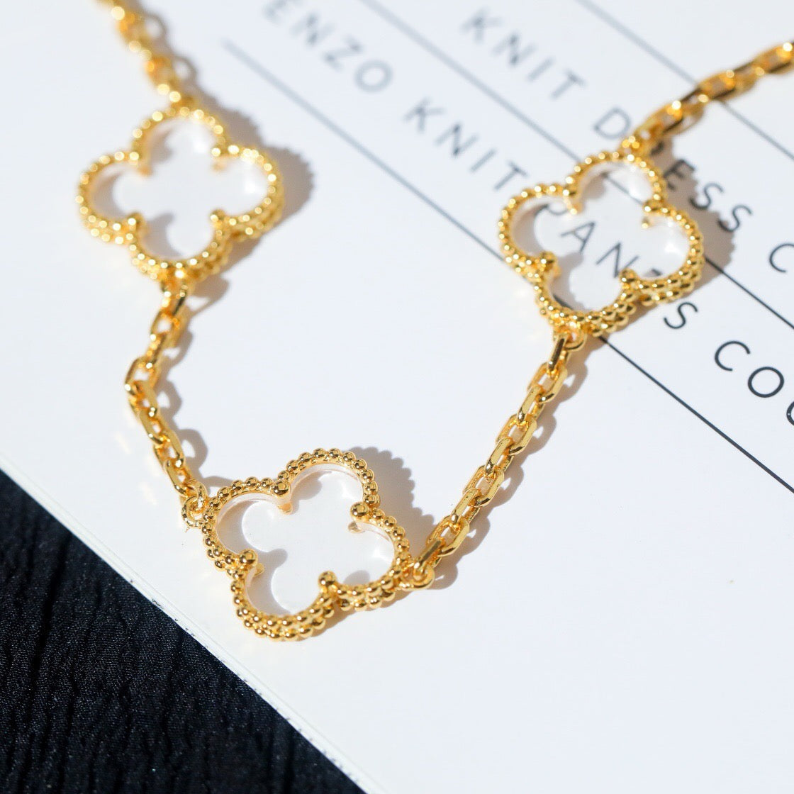 [⭐Maelin]CLOVER 5 MOTIF ROCK CRYSTAL BRACELET