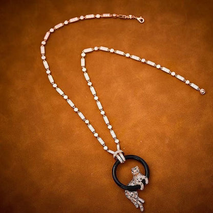 [⭐Maelin jewelrys]NEW BLACK CIRCLE PANTHER FULL DIAMOND NECKLACE