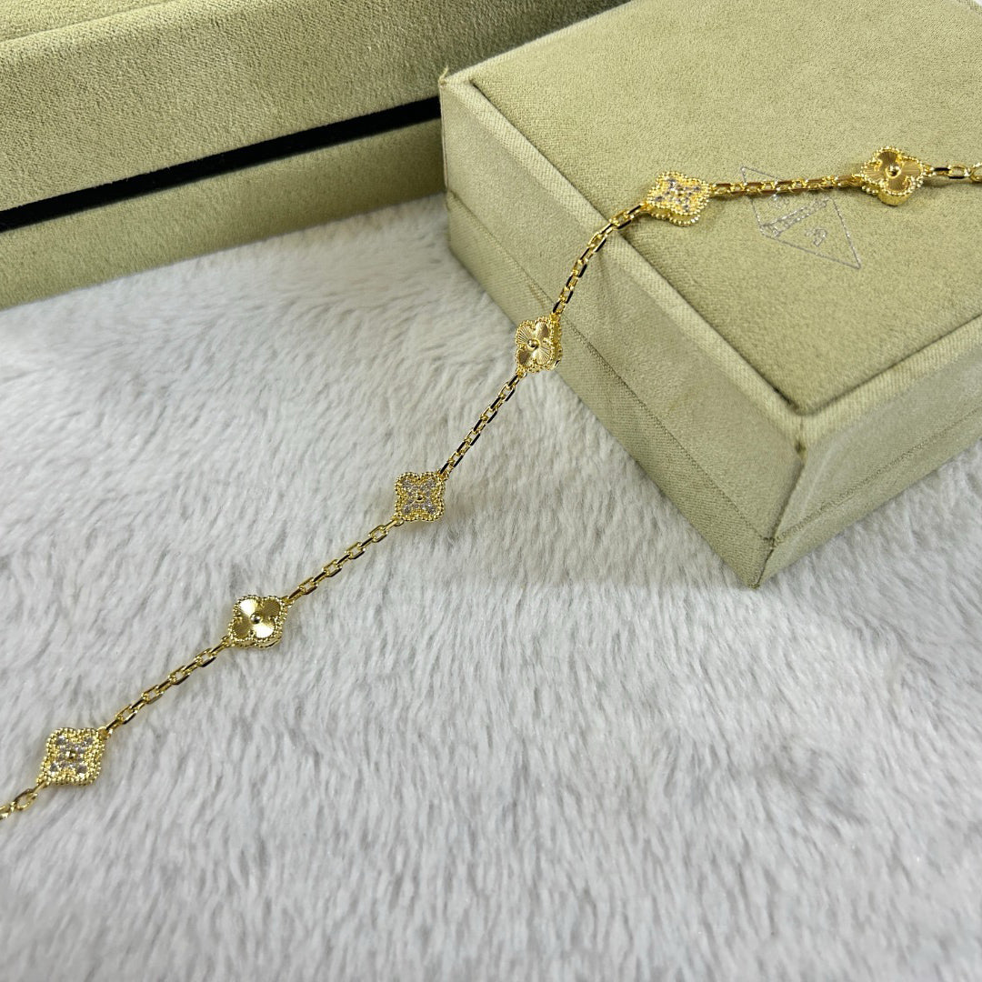 [⭐Maelin]CLOVER 6 MOTIF DIAMOND LASER BRACELET