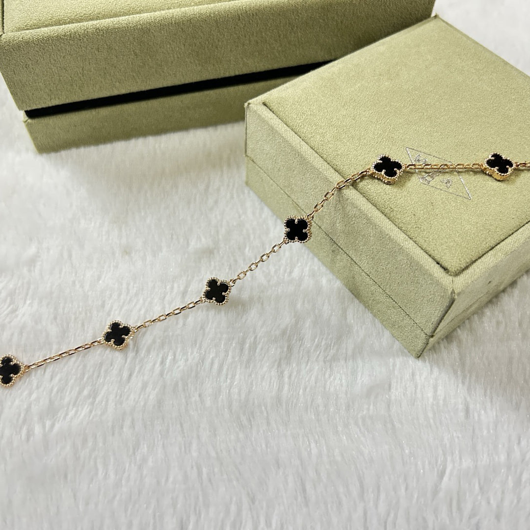 [⭐Maelin]CLOVER 6 MOTIF  ONYXS BRACELET