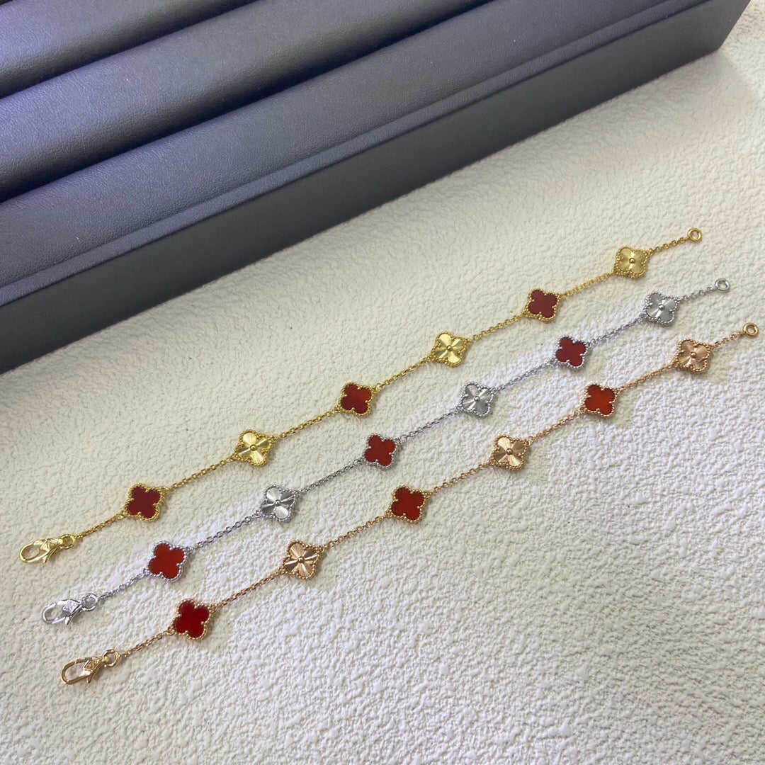 [⭐Maelin]CLOVER 6 MOTIF RED AGATE LASER BRACELET