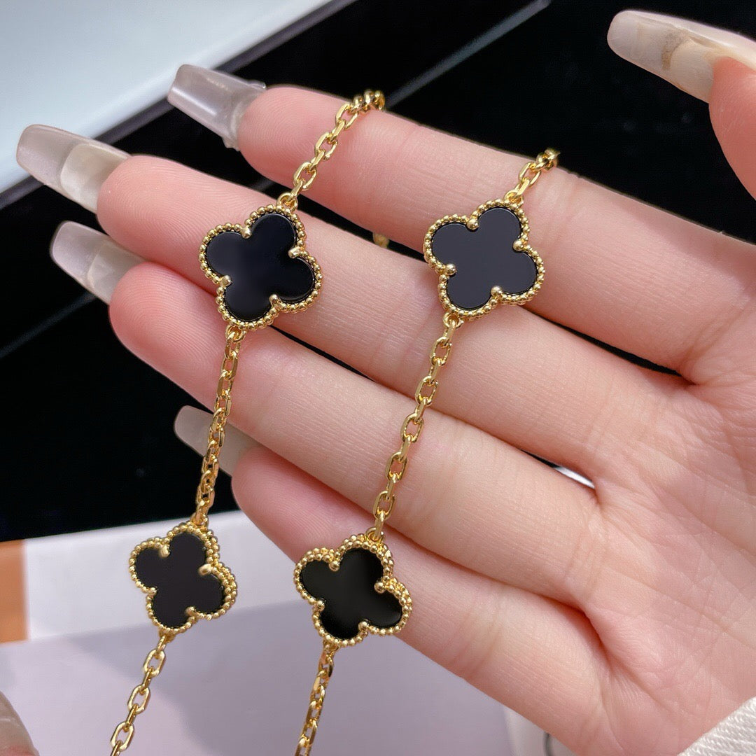 [⭐Maelin]CLOVER 10 MOTIFS ONYX NECKLACE