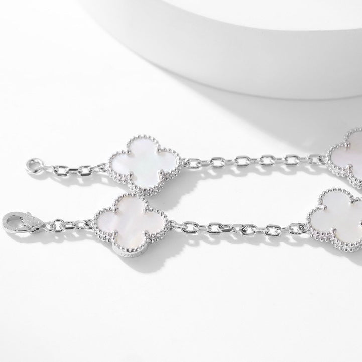 [⭐Maelin]CLOVER 10 MOTIFS WHITE MOTHER OF PEARL NECKLACE