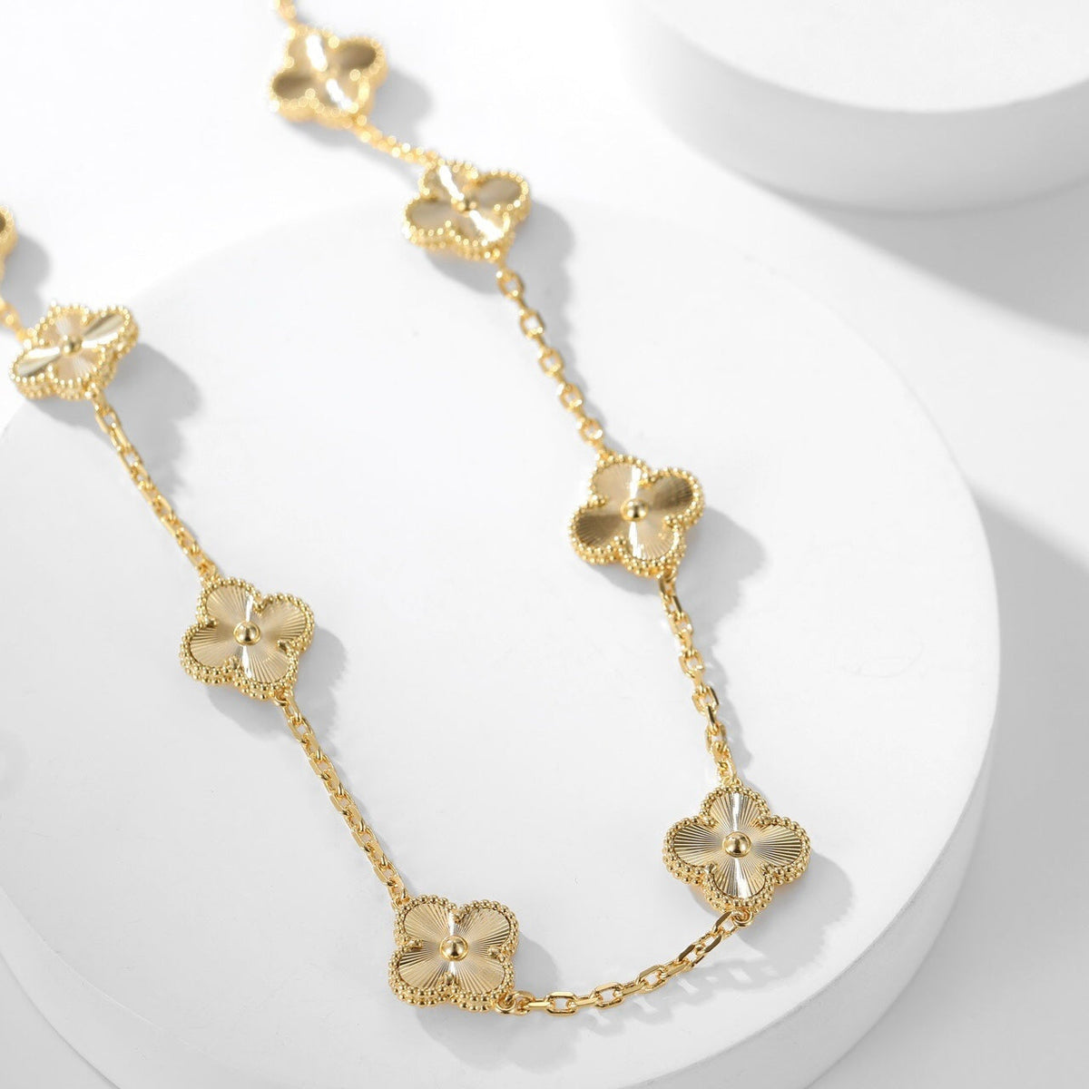 [⭐Maelin]CLOVER 10 MOTIFS LASER NECKLACE