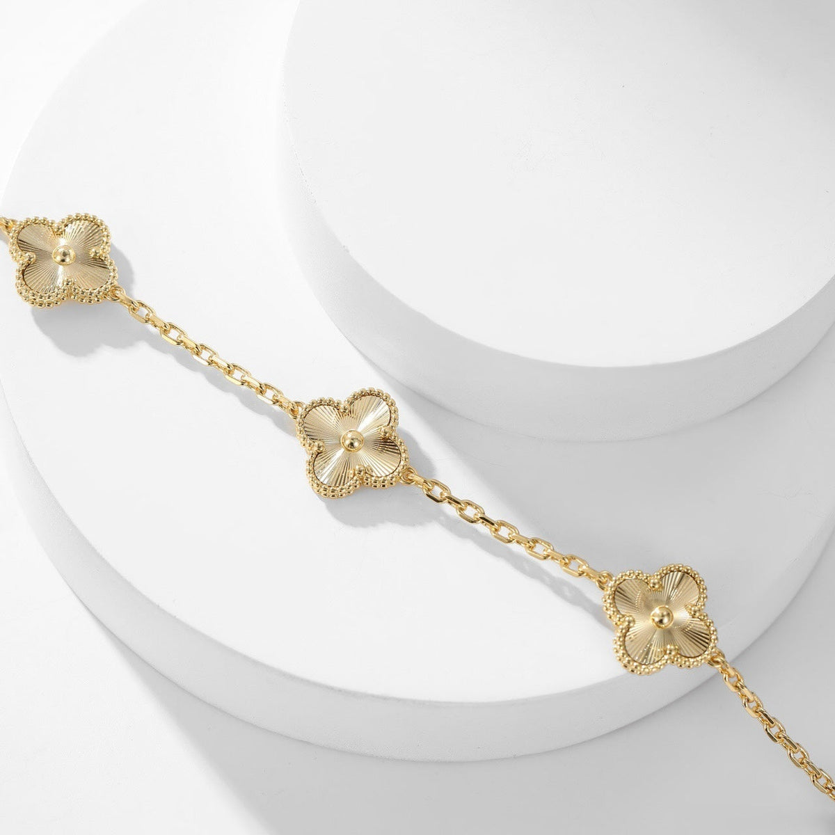 [⭐Maelin]CLOVER 10 MOTIFS LASER NECKLACE