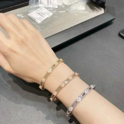 [⭐Maelin]CLOVER BRACELET 4MM DIAMONDS