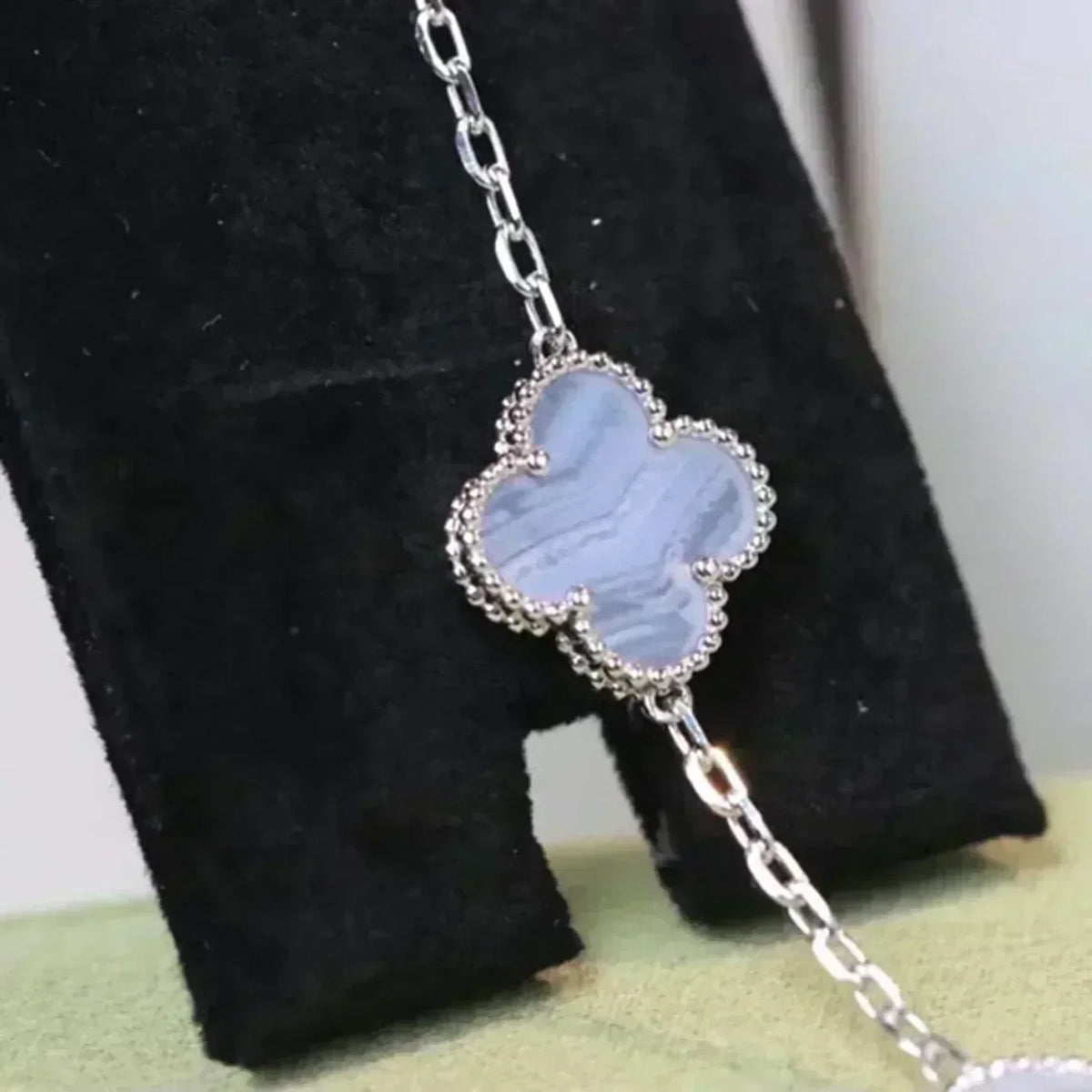 [⭐Maelin] CLOVER 5 MOTIF PURPLE CHALCEDONY BRACELET COLLECTION