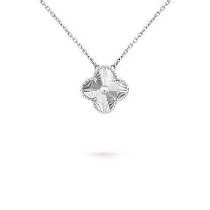 [⭐Maelin]CLOVER 15MM LASER NECKLACE SILVER