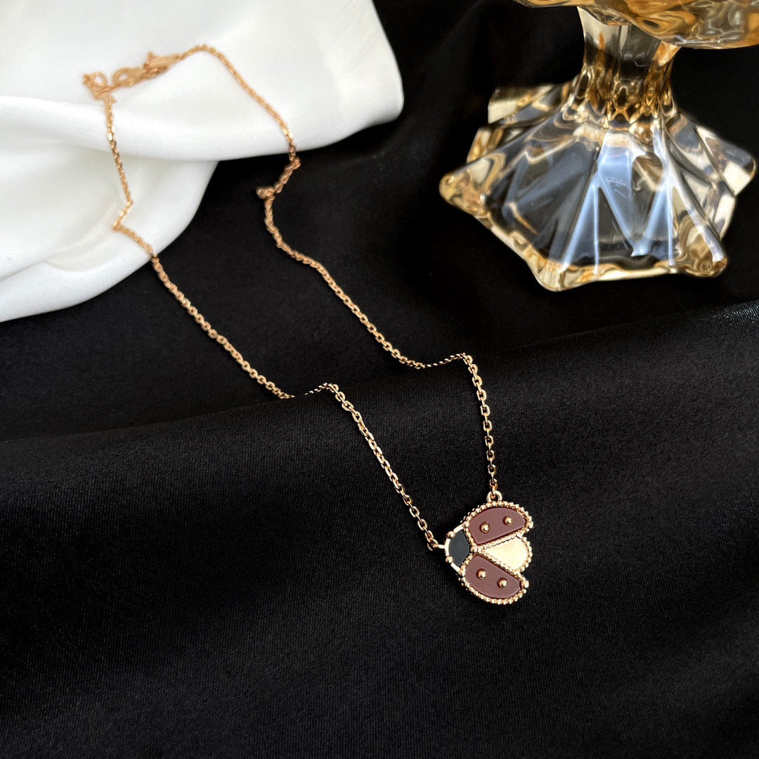 [⭐Maelin]LUCKY  CARNELIANS LADYBUG NECKLACE